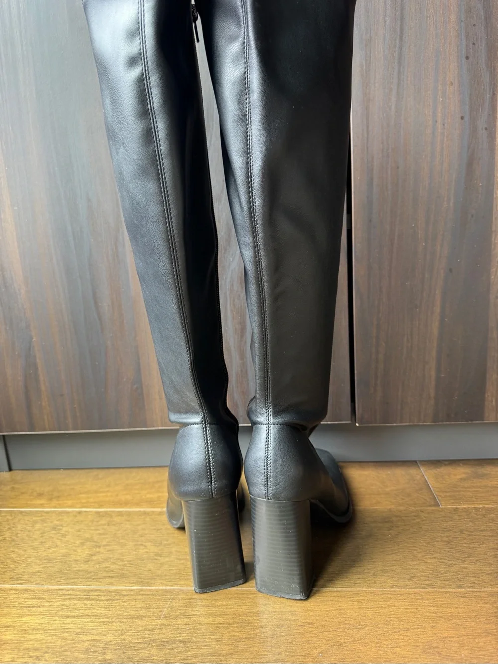 Black Knee-High Block Heel Women's Boots